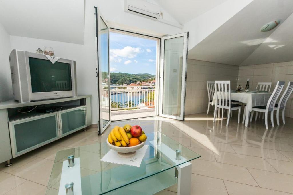 Апартаменты Sea View Сумартин Экстерьер фото